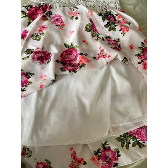 Rue 21 Creamy White Lace Top Floral lace & Colorful Floral Bottom Sleeveless Sun - Picture 13 of 14